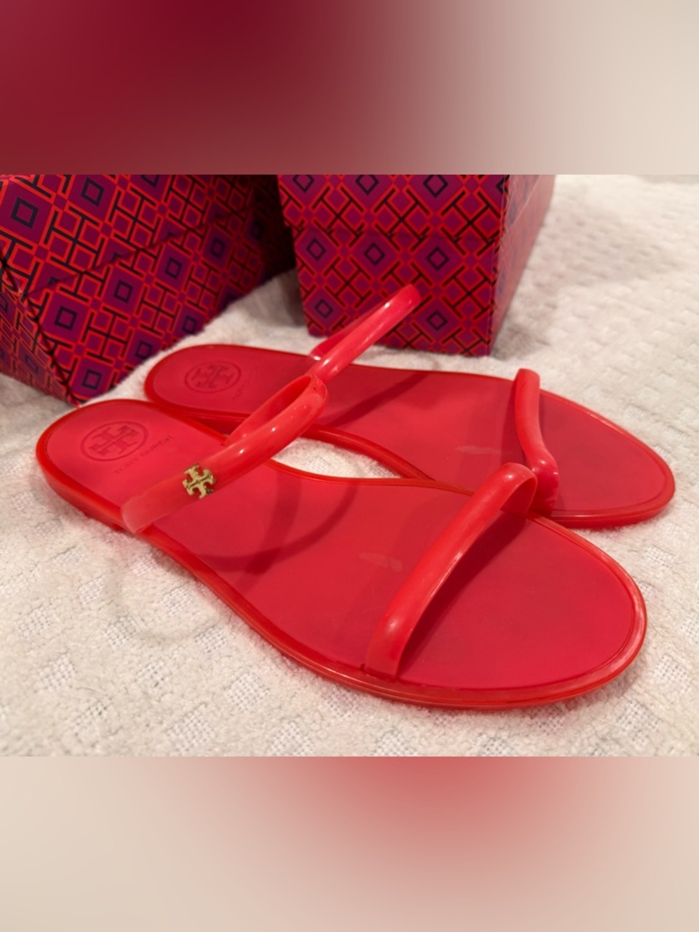 Tory Burch Coral Red Two-Strap Jelly Sandals size 8 EUC!